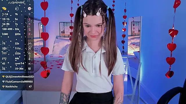 Lil Amelie online show from February 10, 2025, 4:47 pm