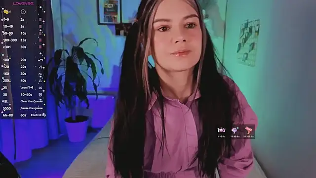 Lil Amelie online show from November 14, 2025, 8:29 am