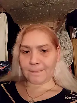 Minna Jeannie online show from November 12, 2025, 2:04 am