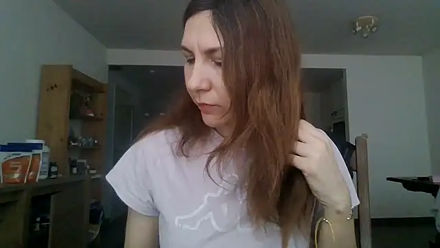 JasmineGlamour online show from April 4, 2026, 10:22 am