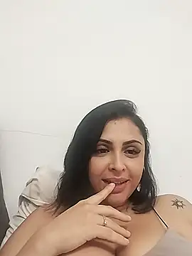 MelannyBell online show from December 15, 2025, 6:25 pm