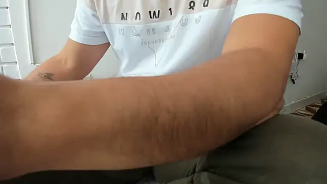 Valerioe online show from March 21, 2025, 3:13 pm