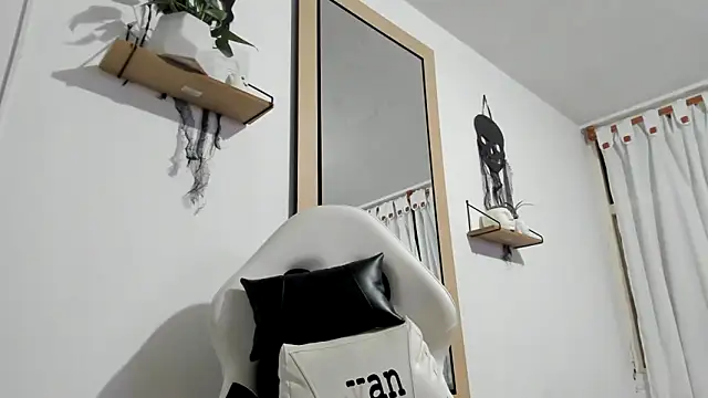 Valerioe online show from October 9, 2025, 8:26 am