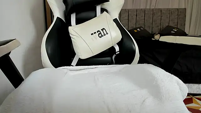 Valerioe online show from September 17, 2025, 1:24 pm