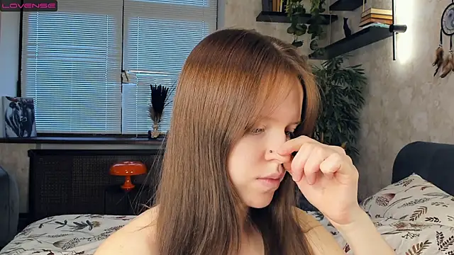 Snapshot of NicoleSkyt chatting on February 17, 2025, 7:15 am NicoleSkyt online show from February 17, 2025, 7:15 am