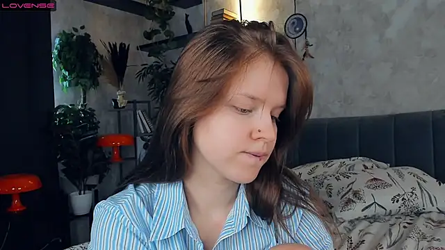 Snapshot of NicoleSkyt chatting on March 16, 2025, 10:11 am NicoleSkyt online show from March 16, 2025, 10:11 am