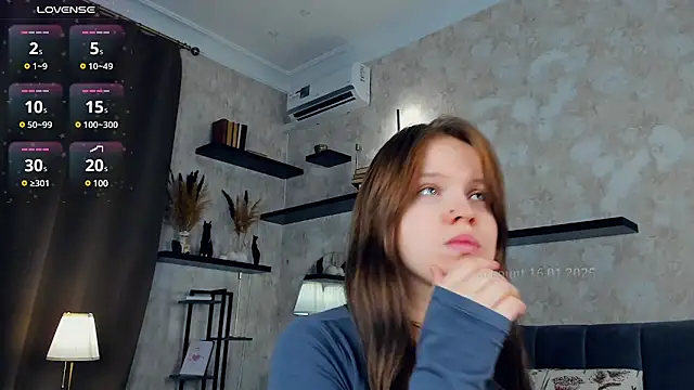 Snapshot of NicoleSkyt chatting on March 23, 2025, 7:31 am NicoleSkyt online show from March 23, 2025, 7:31 am