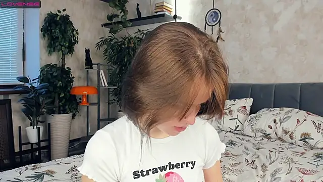 Snapshot of NicoleSkyt chatting on February 20, 2025, 6:06 am NicoleSkyt online show from February 20, 2025, 6:06 am