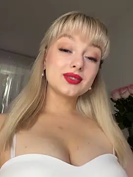 Blonde20 online show from September 11, 2025, 12:49 pm