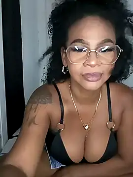 Snapshot of Melanie_candy_ chatting on January 26, 2025, 1:20 am Melanie candy online show from January 26, 2025, 1:20 am
