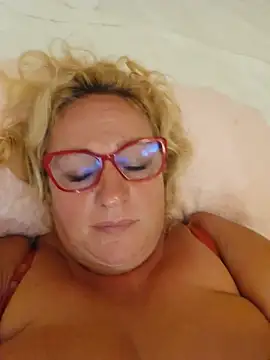 VirginiaNurse online show from July 17, 2026, 7:33 pm