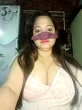 albelasummi702 online show from April 6, 2026, 12:06 am