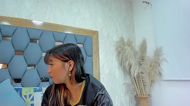 yayi derek online show from October 30, 2025, 11:41 am