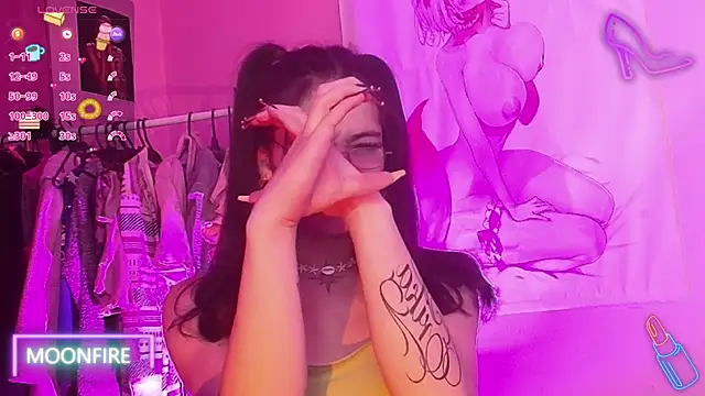 moonfiredancer online show from October 29, 2025, 7:51 am