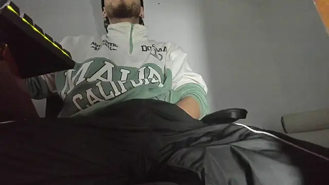 s sven03 online show from November 17, 2025, 12:47 am