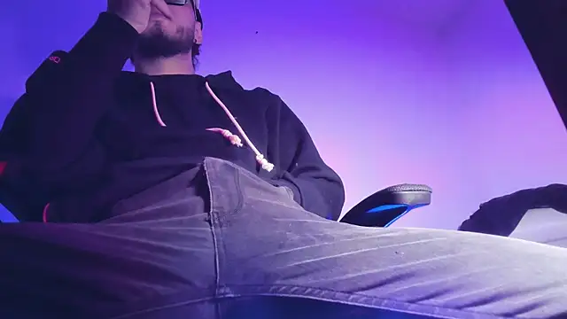 s sven03 online show from November 23, 2025, 12:53 am