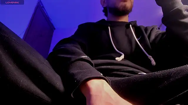 s sven03 online show from February 26, 2026, 6:52 pm