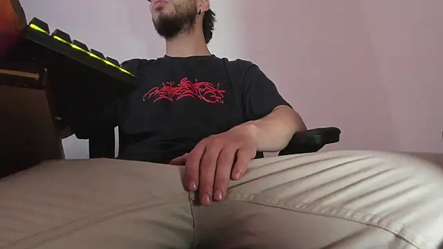 s sven03 online show from October 25, 2025, 10:10 pm