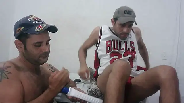 Snapshot of kevinbolena chatting on November 9, 2025, 9:13 am kevinbolena online show from November 9, 2025, 9:13 am