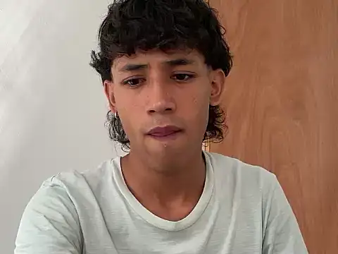 Snapshot of Ostin18hot chatting on February 24, 2026, 7:26 pm Ostin18hot online show from February 24, 2026, 7:26 pm