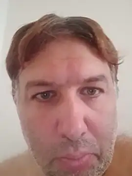 Snapshot of Olandese2682@xh chatting on July 10, 2026, 8:14 am Olandese2682xh online show from July 10, 2026, 8:14 am