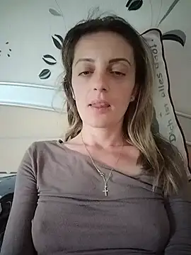 SophyGirl online show from May 20, 2026, 1:30 pm