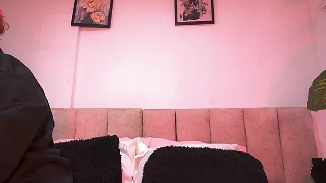 Snapshot of amber_demons2021 chatting on October 24, 2025, 10:09 pm amber demons2021 online show from October 24, 2025, 10:09 pm