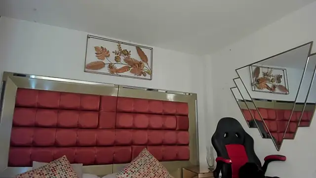 FaloonRoussel online show from April 5, 2026, 6:03 pm