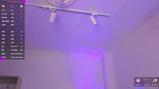 Aleejaa   online show from April 15, 2026, 11:38 am