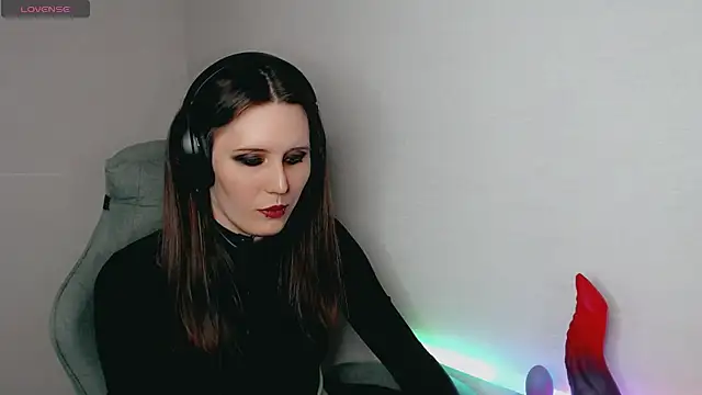 tracy cooper online show from December 15, 2024, 4:48 pm