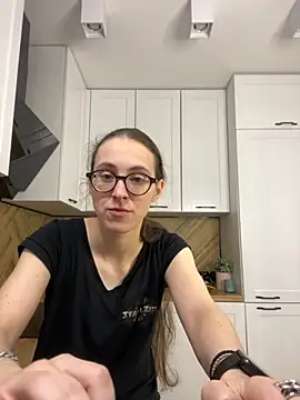 MartiniiSelenna online show from November 24, 2025, 6:57 am