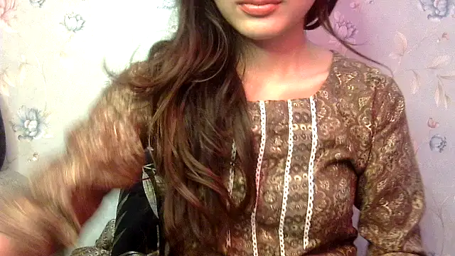 Snapshot of binisa_45 chatting on December 13, 2024, 5:32 pm binisa 45 online show from December 13, 2024, 5:32 pm