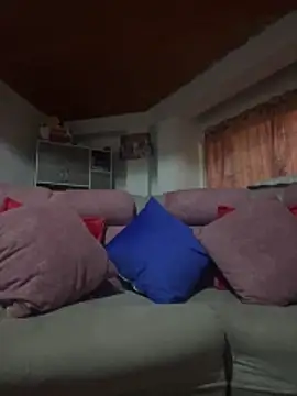 Snapshot of ladyrd1 chatting on February 1, 2026, 11:14 pm ladyrd1 online show from February 1, 2026, 11:14 pm