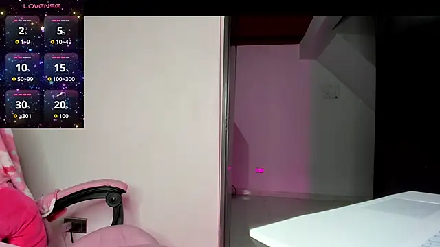 Snapshot of Jimmenna_ chatting on December 20, 2025, 5:10 am Jimmenna online show from December 20, 2025, 5:10 am