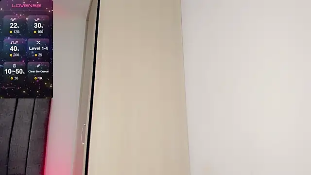 Snapshot of Jimmenna_ chatting on March 21, 2025, 10:06 am Jimmenna online show from March 21, 2025, 10:06 am