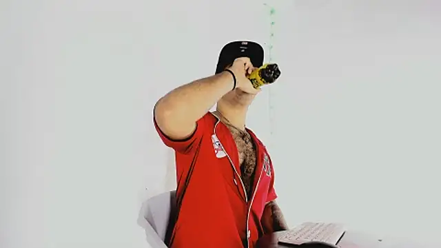 Sebas-hott online show from September 23, 2025, 11:01 pm