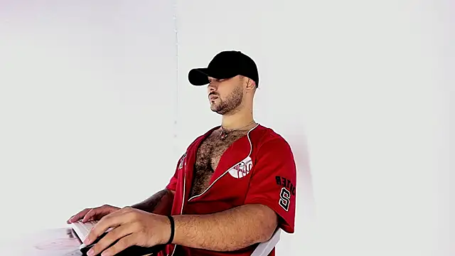 Sebas-hott online show from September 11, 2025, 10:10 pm