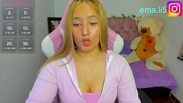 Snapshot of ema_tayy chatting on March 26, 2026, 11:46 pm ema tayy online show from March 26, 2026, 11:46 pm