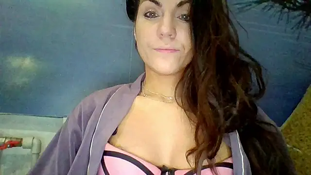Snapshot of AliceTailor chatting on June 29, 2026, 9:25 pm AliceTailor online show from June 29, 2026, 9:25 pm