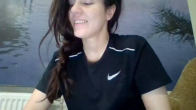 AliceTailor online show from November 24, 2025, 2:39 pm