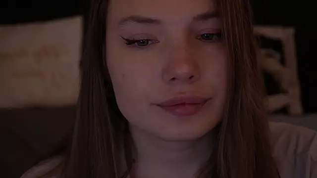 IceDanielles online show from November 23, 2025, 1:32 pm