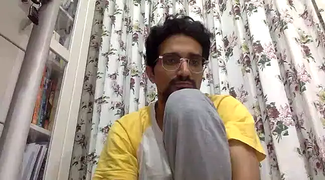 Carmelia10 online show from December 12, 2024, 11:03 pm