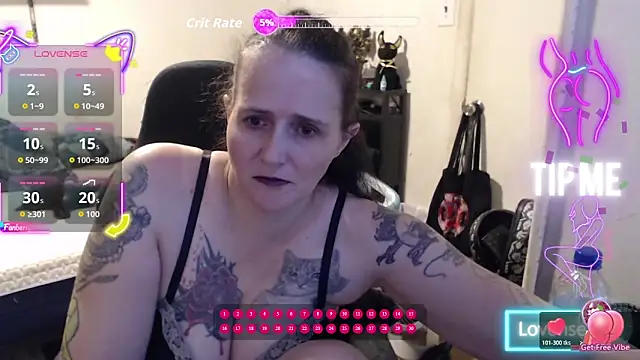 Snapshot of Demonicmiss chatting on May 22, 2026, 12:25 pm Demonicmiss online show from May 22, 2026, 12:25 pm