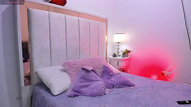 michelle madson  online show from January 20, 2025, 1:53 pm