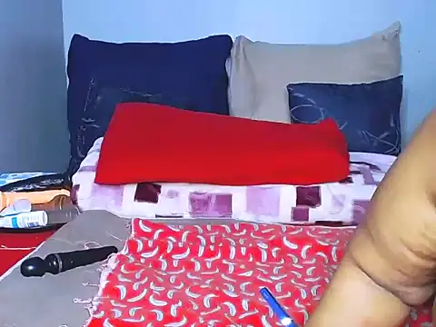 Snapshot of fatafricanqueen chatting on September 13, 2025, 7:41 am fatafricanqueen online show from September 13, 2025, 7:41 am