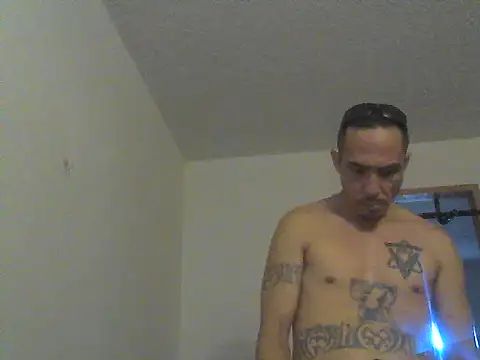 Snapshot of Bstokes671 chatting on May 4, 2026, 5:11 am Bstokes671 online show from May 4, 2026, 5:11 am
