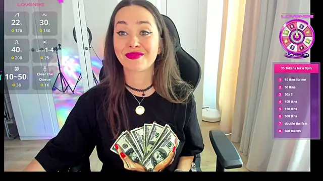 Snapshot of PlayfulGoddess chatting on June 10, 2026, 10:49 am PlayfulGoddess online show from June 10, 2026, 10:49 am