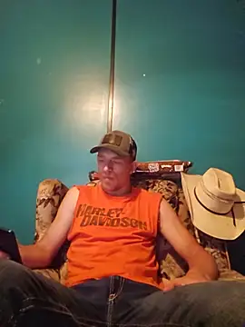 Snapshot of REDHAMMER_ chatting on June 22, 2026, 1:00 am REDHAMMER online show from June 22, 2026, 1:00 am