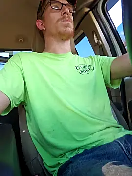 Snapshot of REDHAMMER_ chatting on October 2, 2025, 8:34 pm REDHAMMER  online show from October 2, 2025, 8:34 pm