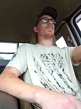 Snapshot of REDHAMMER_ chatting on October 13, 2025, 8:21 pm REDHAMMER  online show from October 13, 2025, 8:21 pm